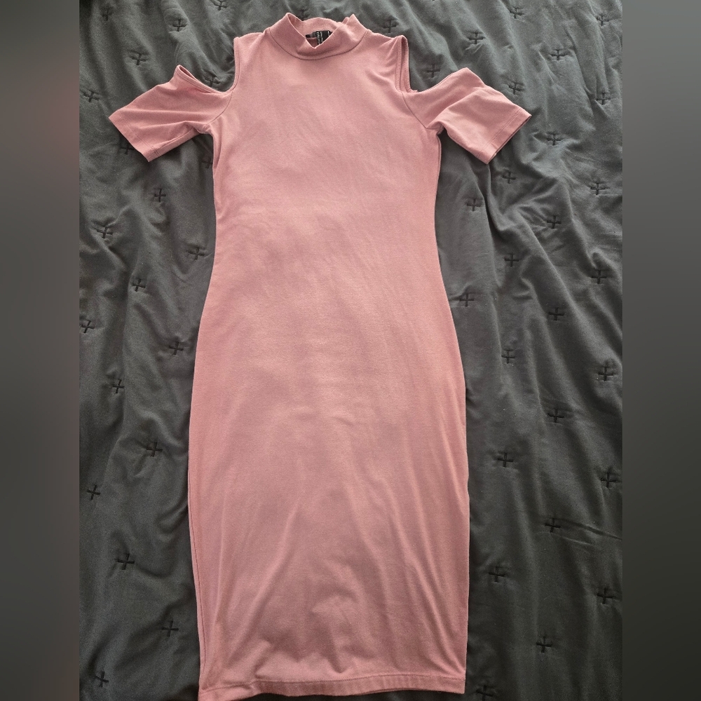 Forever 21 Dusty Pink Short-Sleeve Bodycon Midi Dress